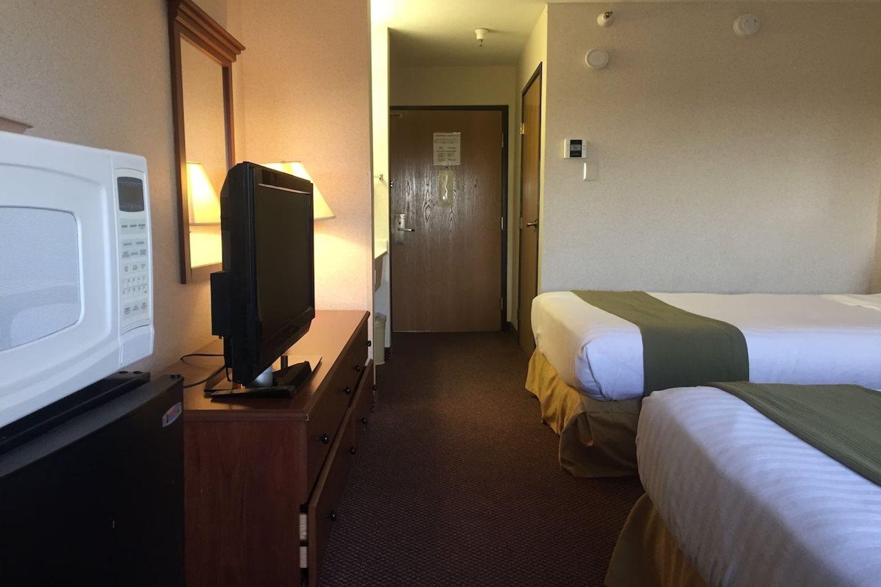 Quality Inn & Suites Willows Buitenkant foto